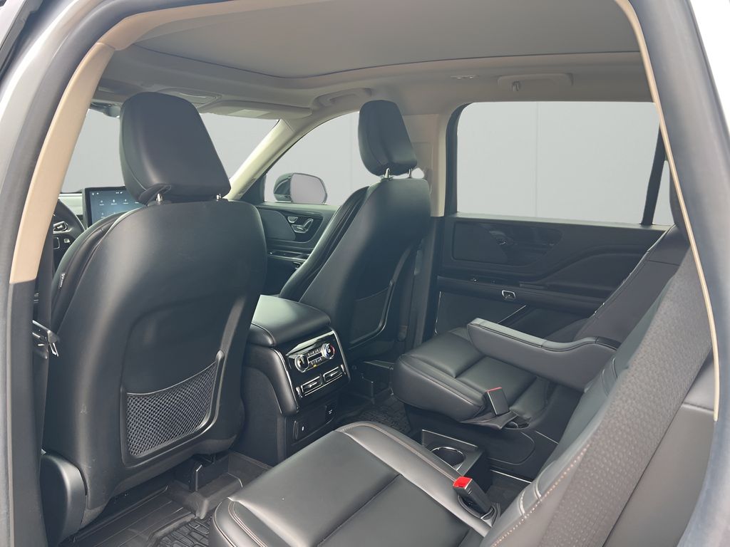 Used Car 2023 Lincoln Aviator  Standard For Sale Under $50,000 In Austin, Texas