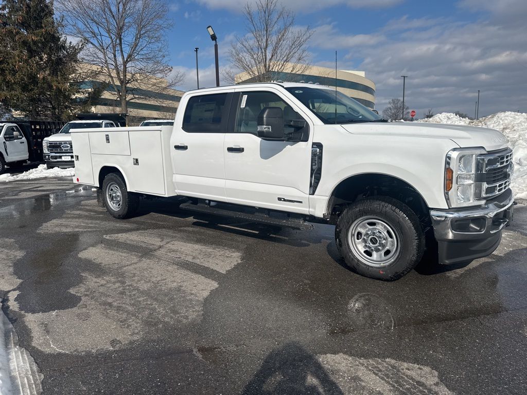 2026 Ford F-350 Chassis XL