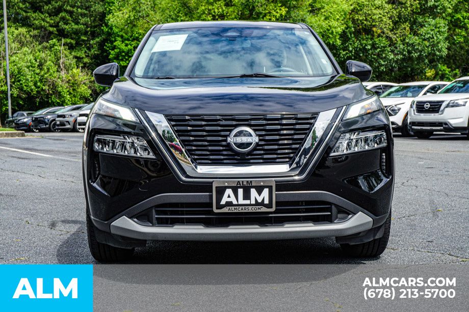 Used 2023 Black Nissan SV image 9