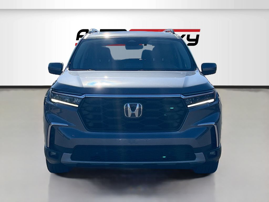 Used 2025 Gray Honda Touring image 2