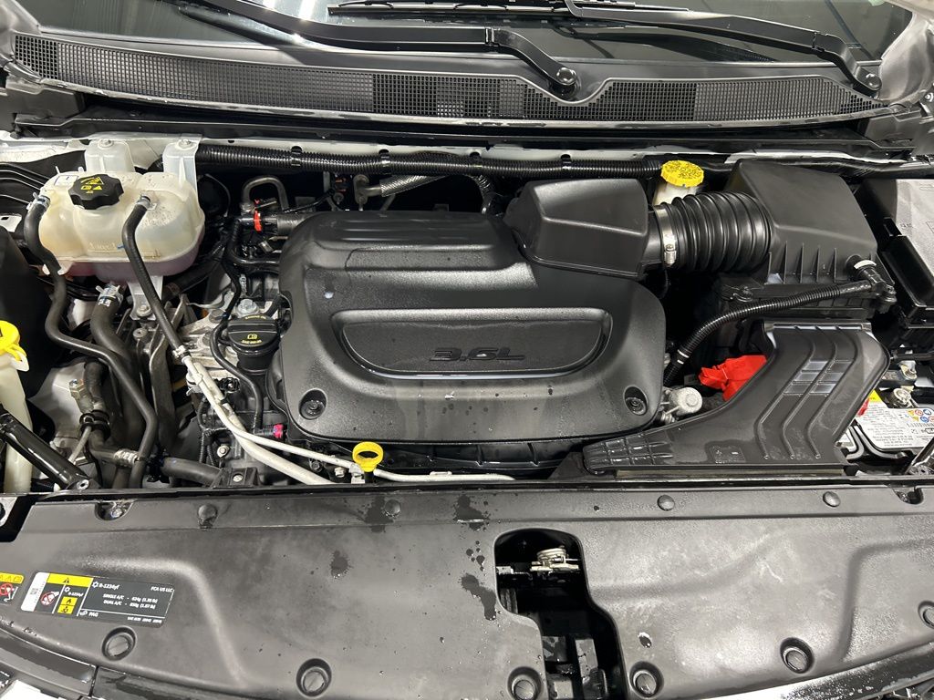 used 2024 Chrysler Pacifica car, priced at $29,979