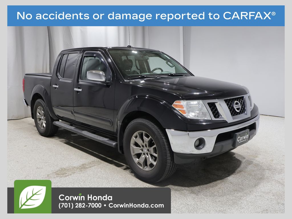 Super Black 2014 Nissan Frontier SL Crew Cab 4WD Pickup Truck Four-Wheel Drive 5-Speed Automatic Overdrive
