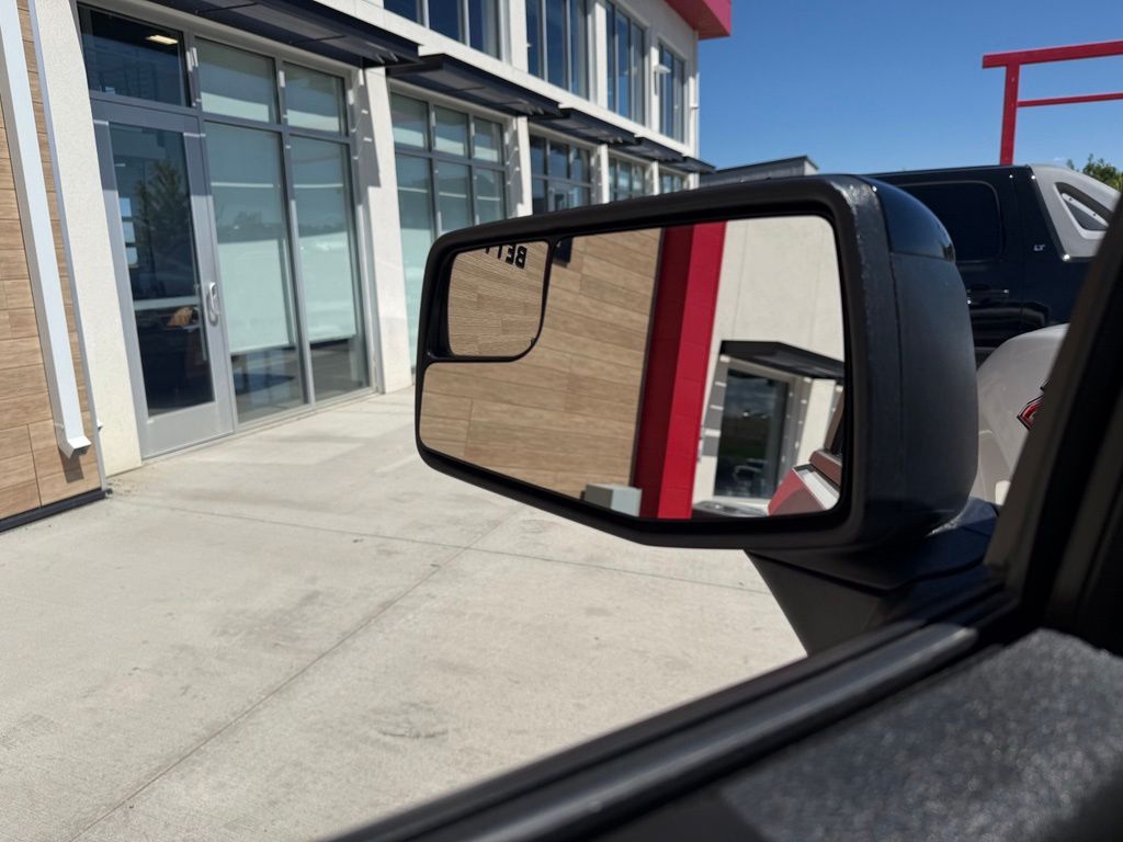 2024 Summit White Chevrolet Silverado 1500 RST 4X4 Truck