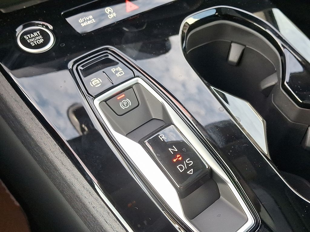 Thumbnail: 2025 Audi A5 - 12