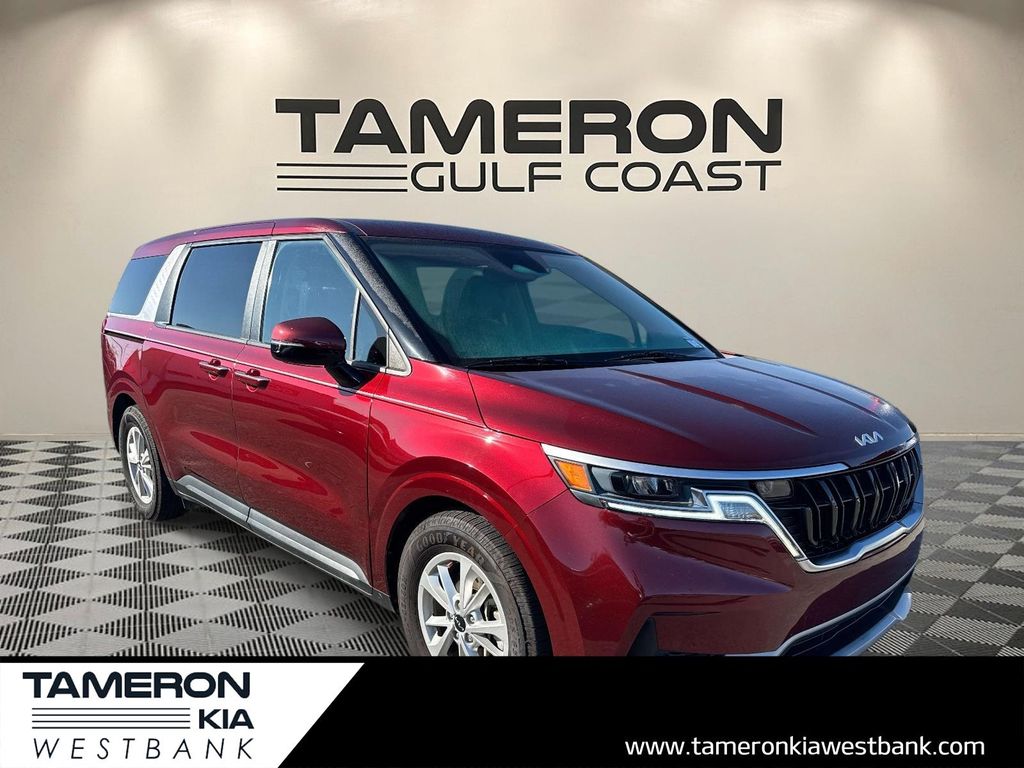 2024 Kia Carnival LX FWD