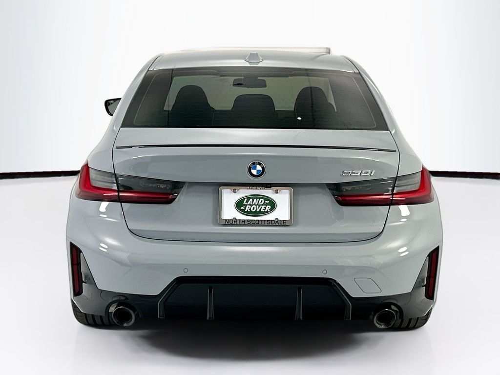 Thumbnail: 2026 BMW 3 Series - 6