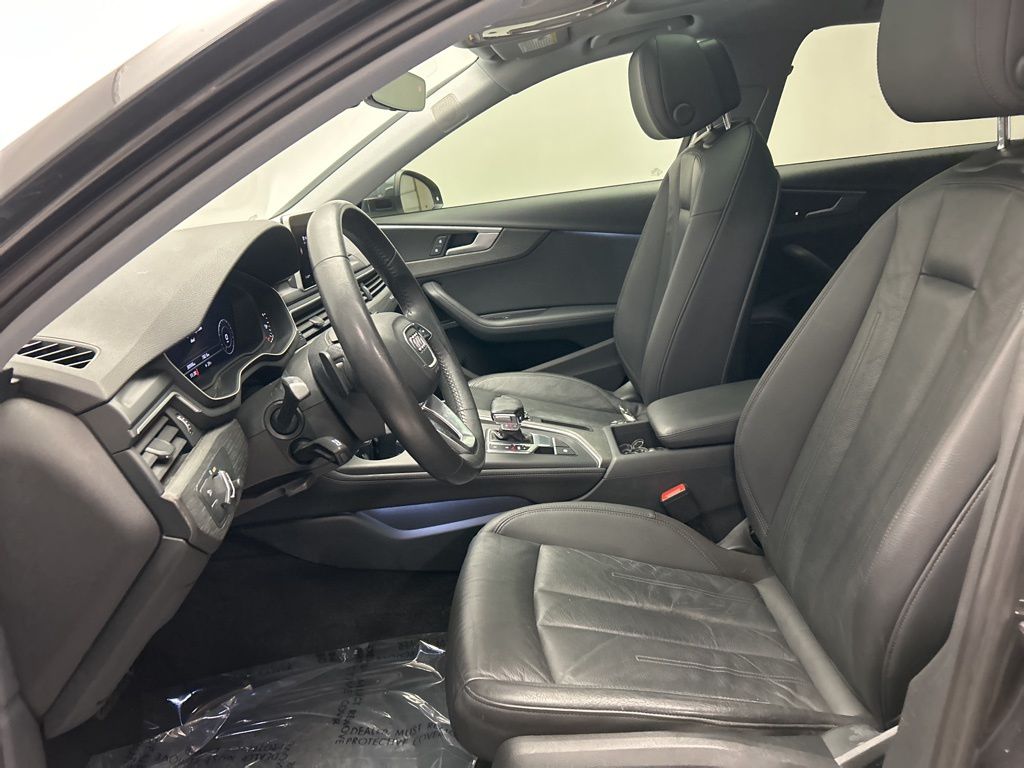 Thumbnail: 2019 Audi A4 - 12