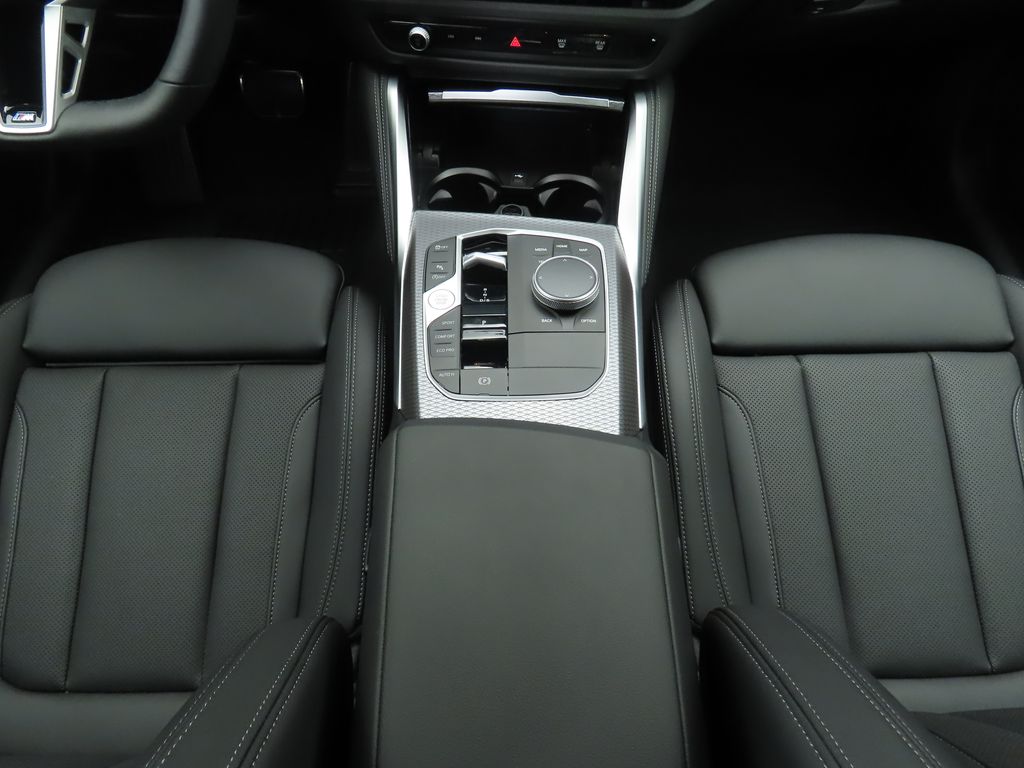 Thumbnail: 2025 BMW 4 Series - 16