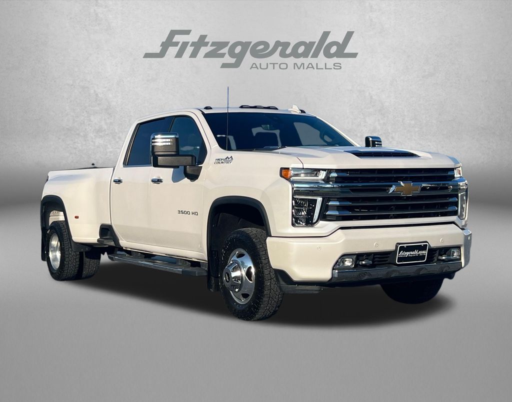 White (Iridescent Pearl Tricoat) 2021 Chevrolet Silverado 3500HD Pickup Truck Four-Wheel Drive Automatic