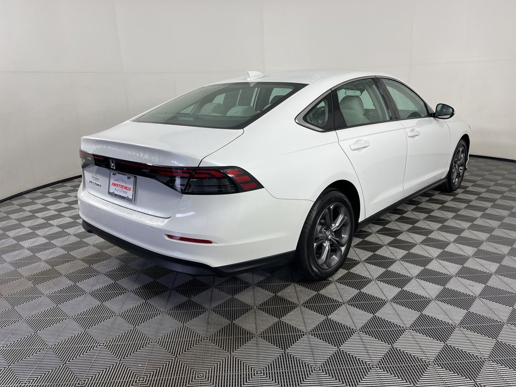 2023 Honda Accord EX 13