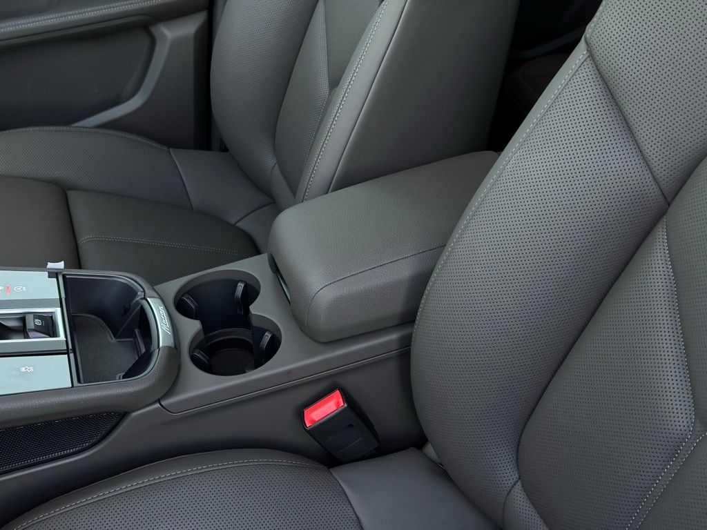 Used 2026  Porsche  image 28