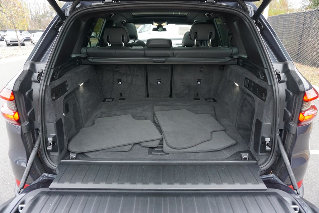 Thumbnail: 2022 BMW X5 - 18