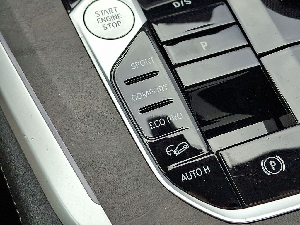 Thumbnail: 2024 BMW X5 - 25