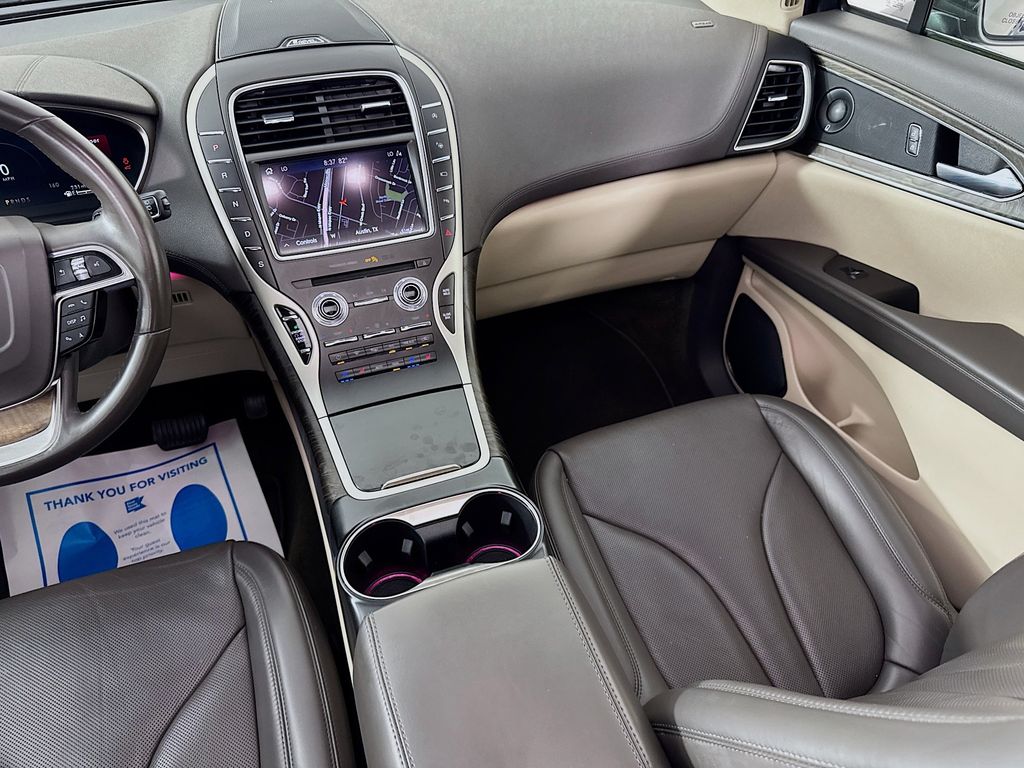 Used Car 2020 Lincoln Nautilus  Reserve For Sale Under $25,000 In Austin, Texas