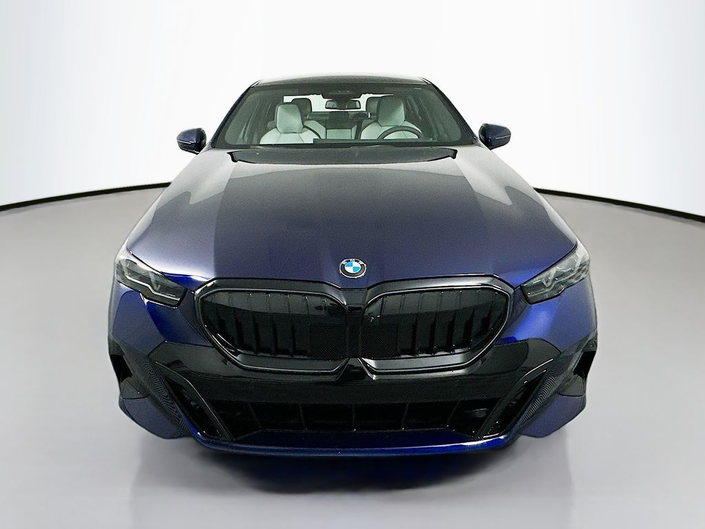 Thumbnail: 2026 BMW 5 Series - 2