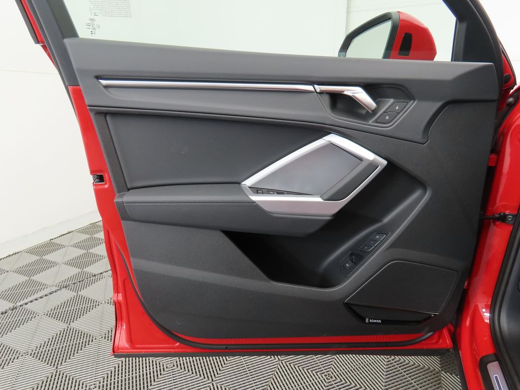 Thumbnail: 2025 Audi Q3 - 25