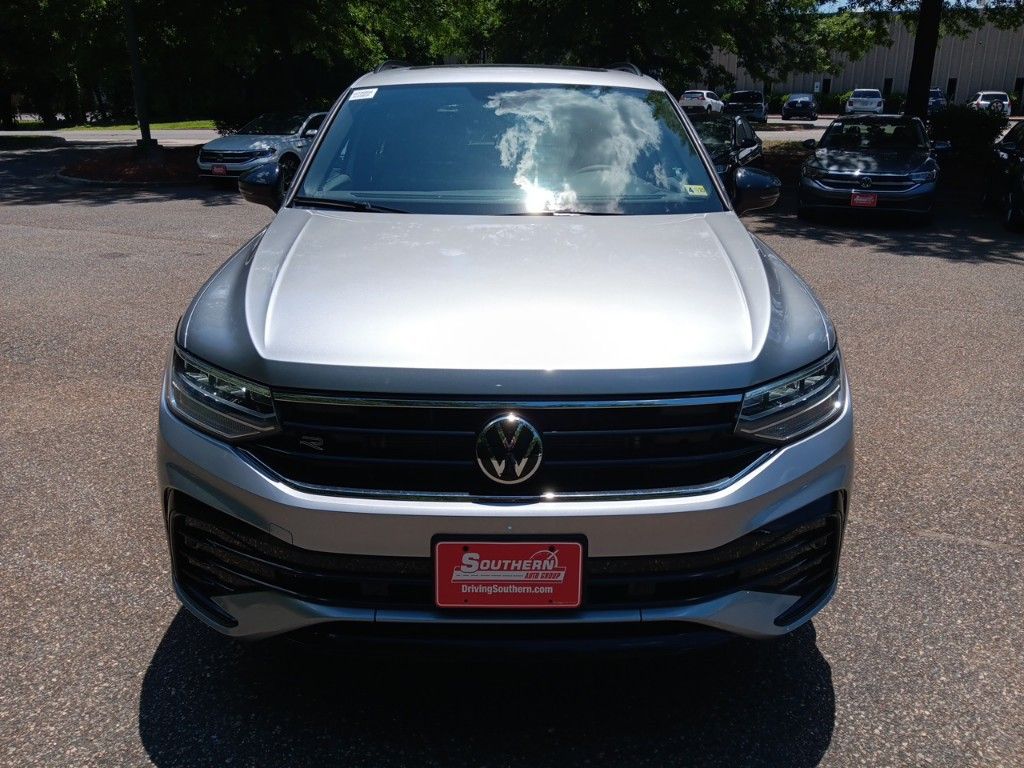 2024 Volkswagen Tiguan 2.0T SE R-Line Black 8