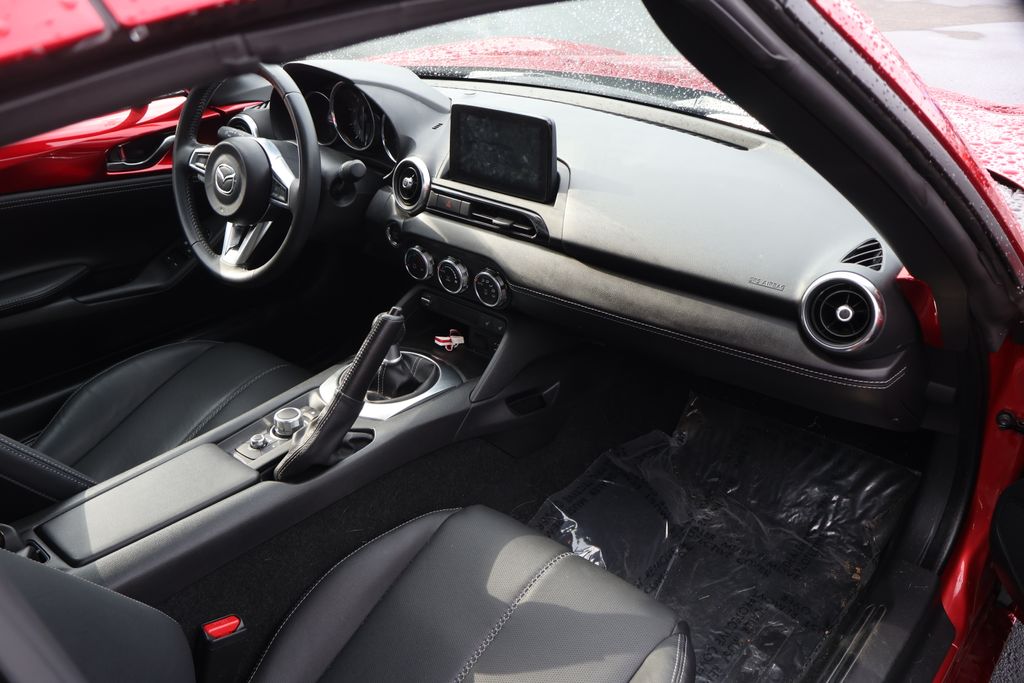2022 Mazda MX-5 Miata Grand Touring 30