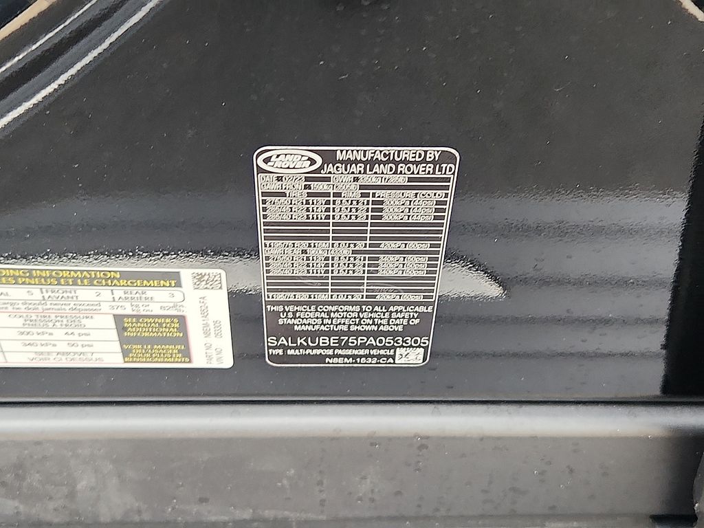 Thumbnail: 2023 Land Rover Range Rover - 28