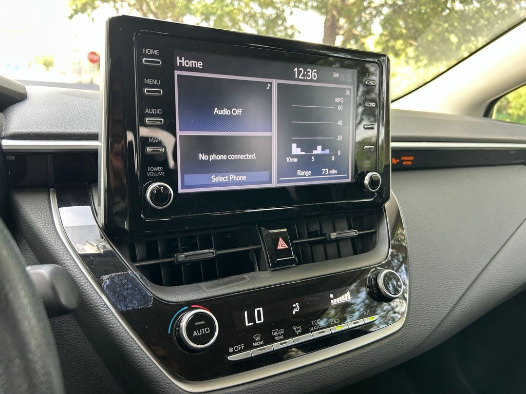 2020 Toyota Corolla LE 20
