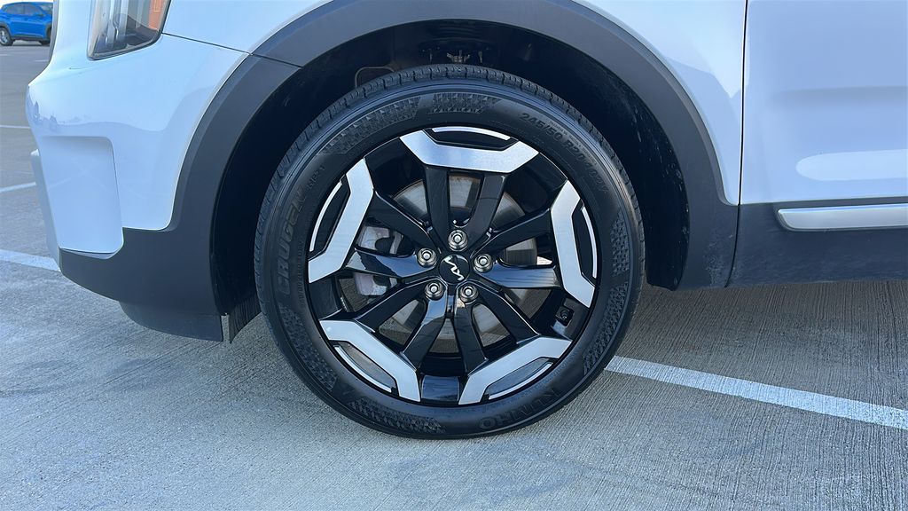 2025 Kia Telluride S White at Legacy Ford