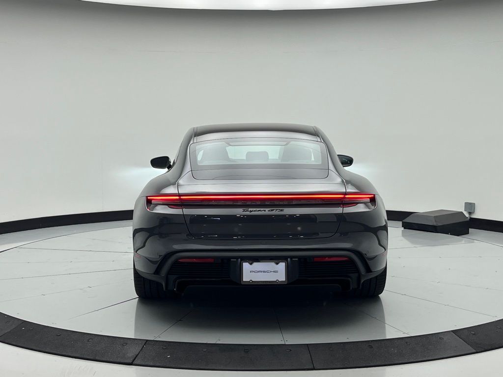 Thumbnail: 2025 Porsche Taycan - 8