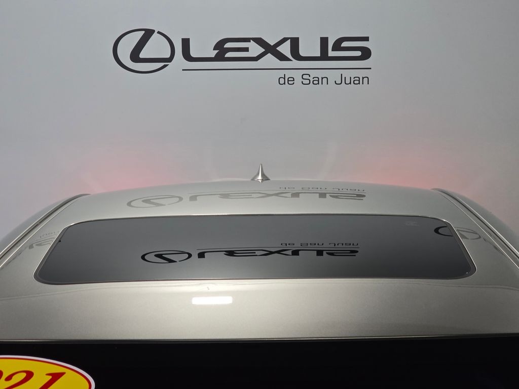 Thumbnail: 2021 Lexus ES - 7