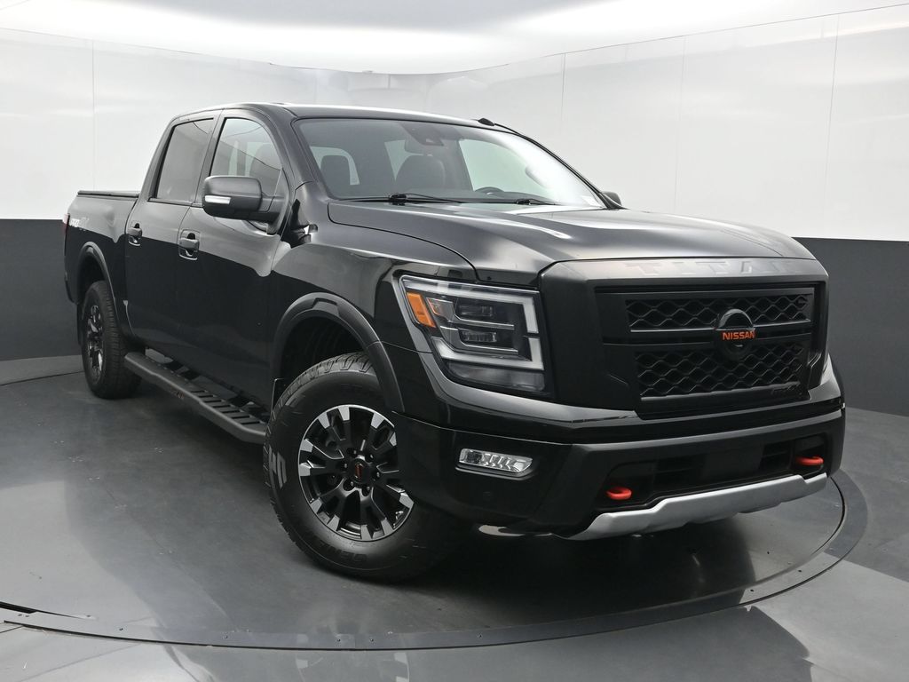 2021 Nissan Titan PRO-4X Crew Cab 4WD