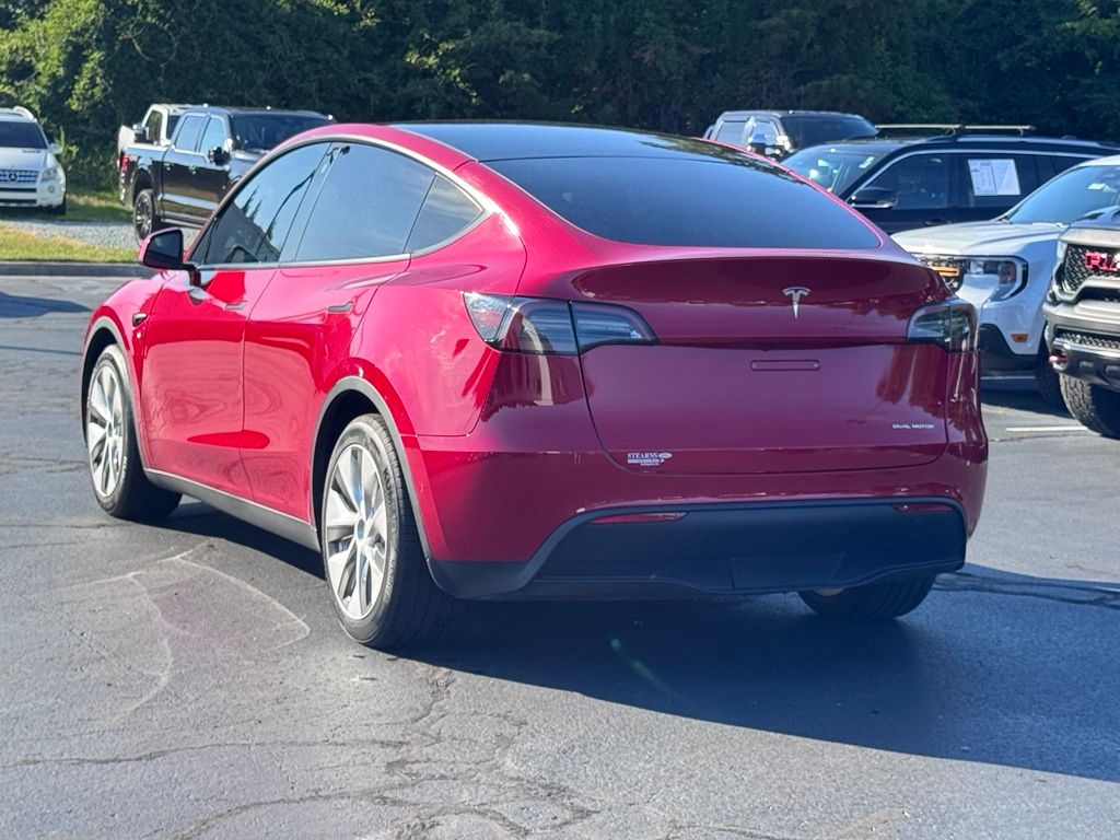 TeslaModel Y13