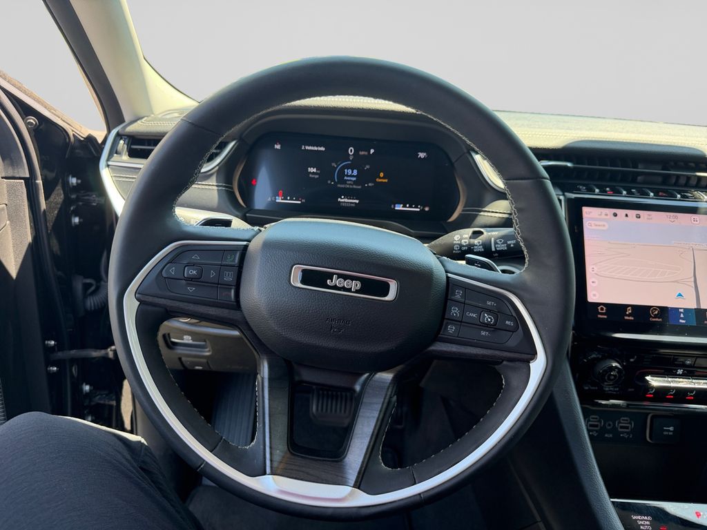 2023 Jeep Grand Cherokee L Limited Black at South Hills CDJR