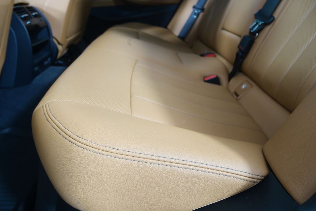 Thumbnail: 2023 BMW 5 Series - 15