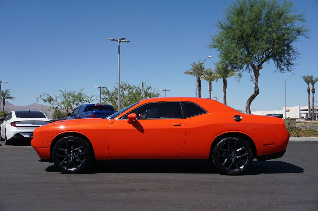 2023 Dodge Challenger SXT 2