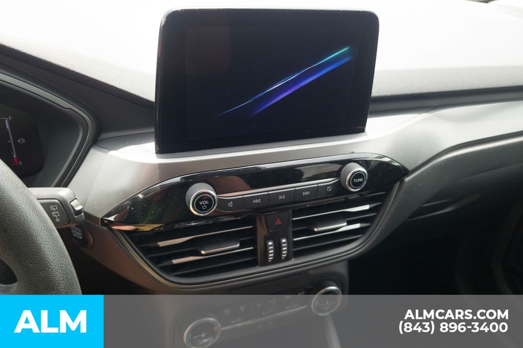 Used 2025 Gray Ford Active image 9