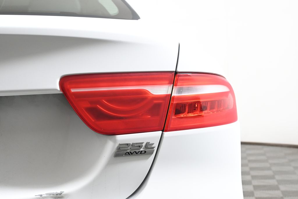 Thumbnail: 2018 Jaguar XE - 13