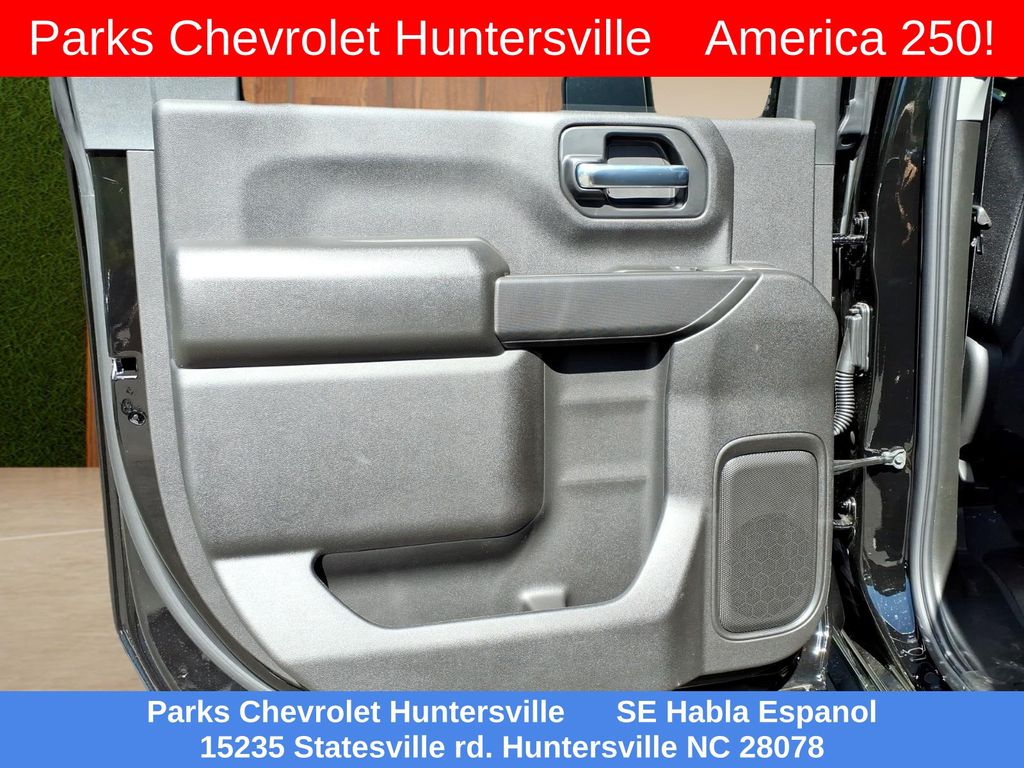 ChevroletSilverado 2500HD24