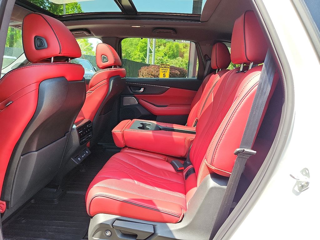 2022 Acura MDX Advance 11
