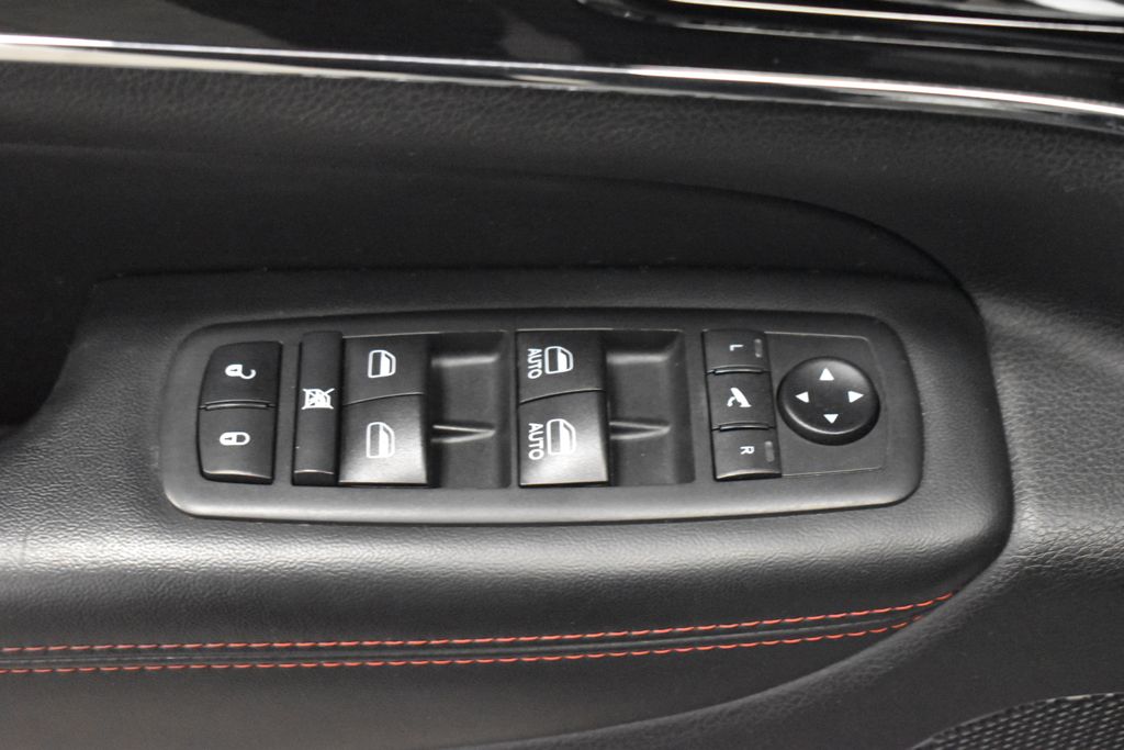 2020 Jeep Grand Cherokee Trailhawk 16