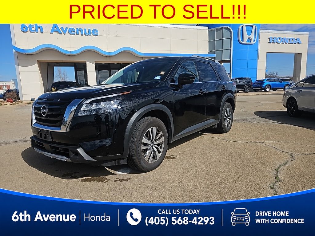  2025 Nissan Pathfinder SL FWD   