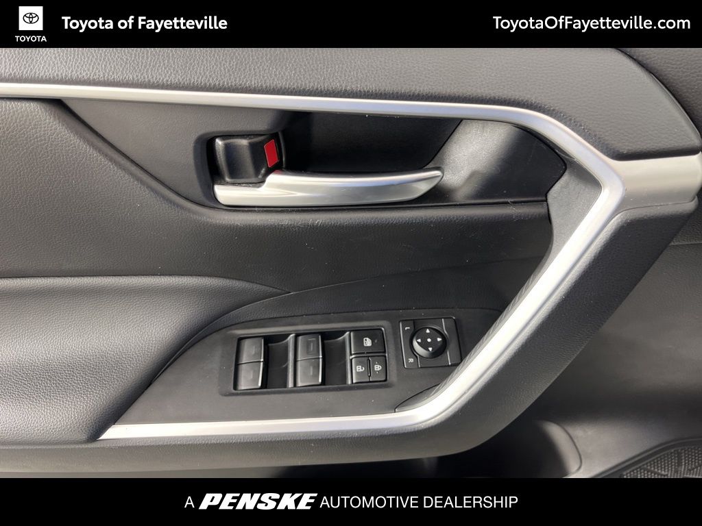 Thumbnail: 2024 Toyota RAV4 - 26