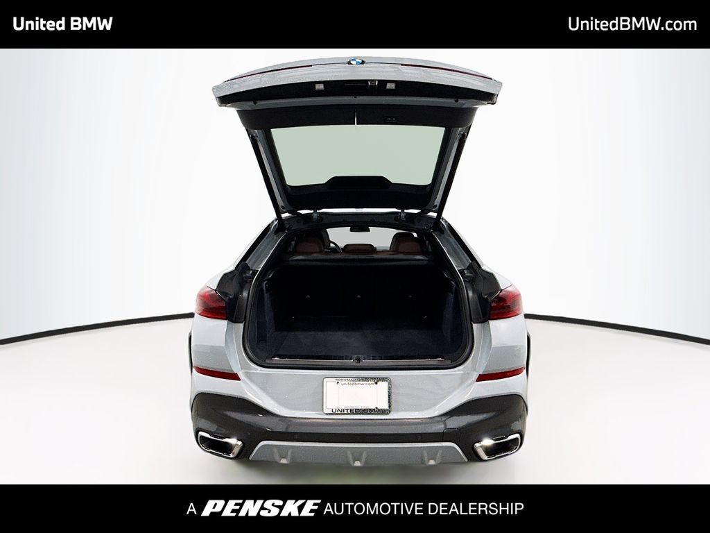 Thumbnail: 2025 BMW X6 - 14