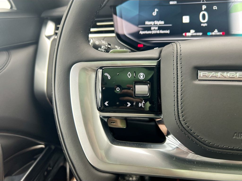 Thumbnail: 2026 Land Rover Range Rover - 12