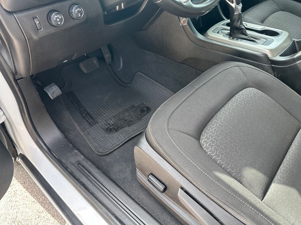 Used Car 2022 Gmc Canyon  Elevation For Sale Under $35,000 In Austin, Texas