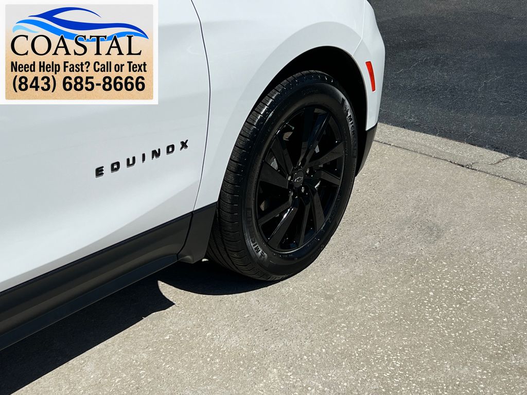 2023 Chevrolet Equinox LS White at Matthews Motors of Wilmington