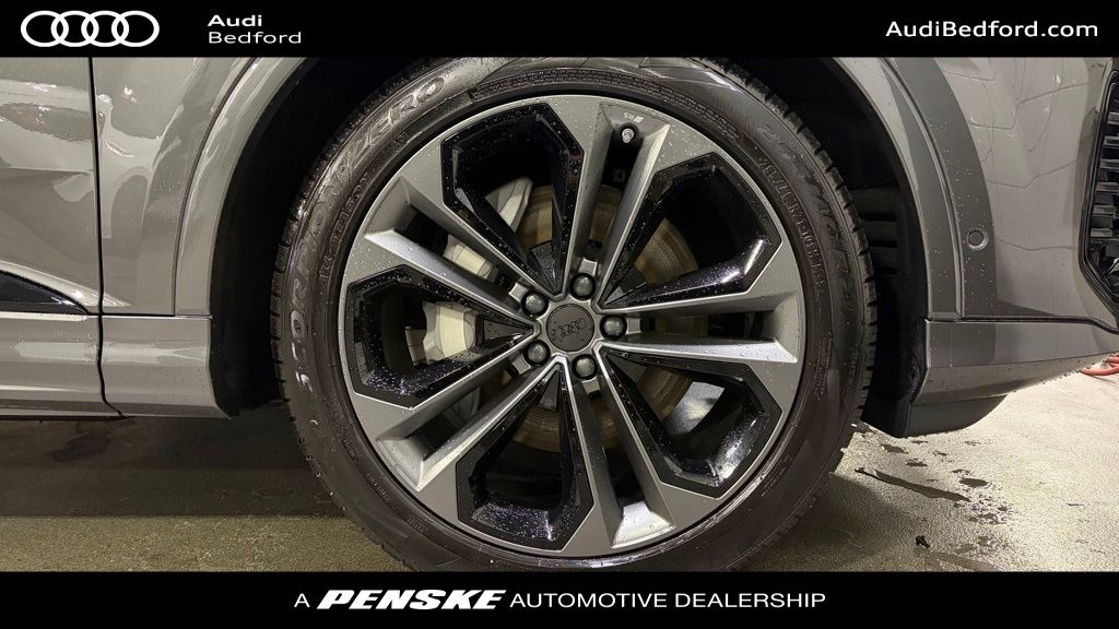 Thumbnail: 2026 Audi Q7 - 8