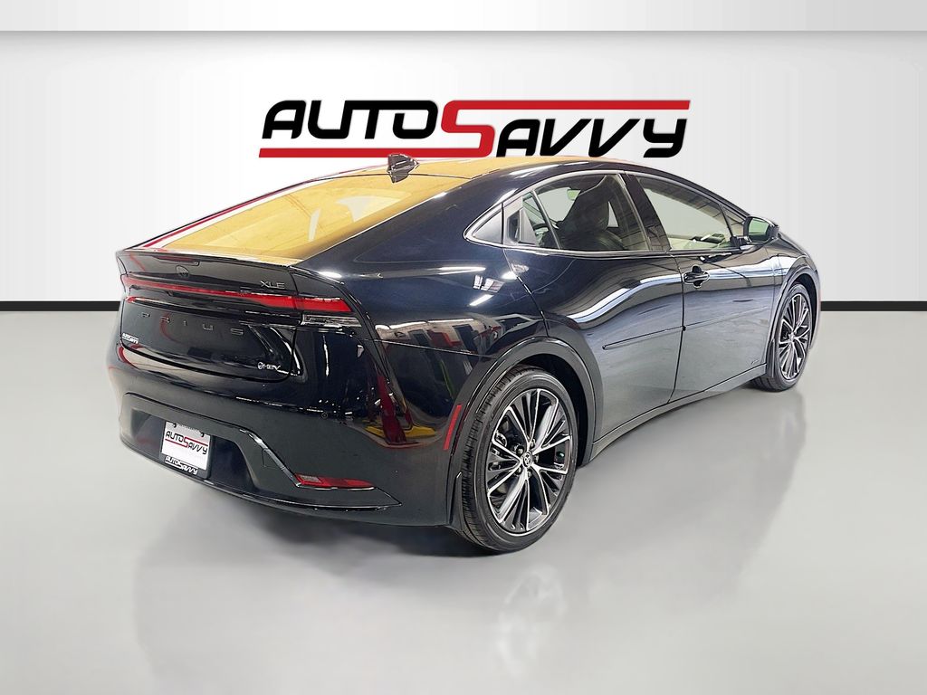 Used 2024 Black Toyota XLE image 7