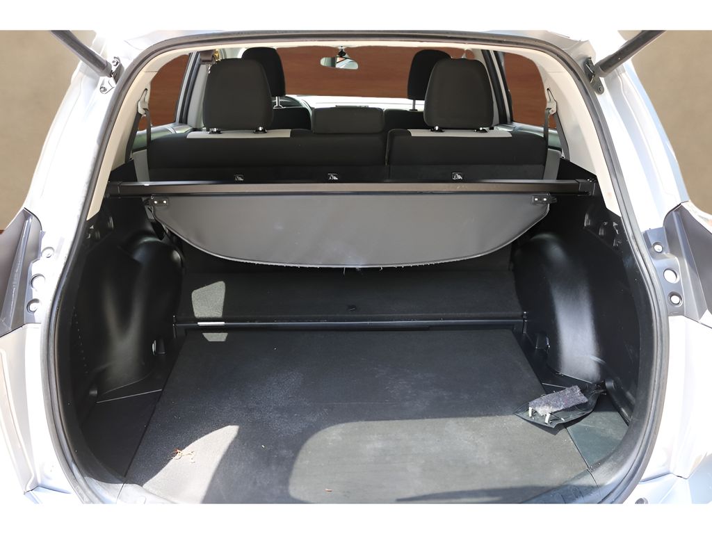 Used Car 2017 Toyota Rav4 Hybrid  Xle For Sale Under $25,000 In Austin, Texas