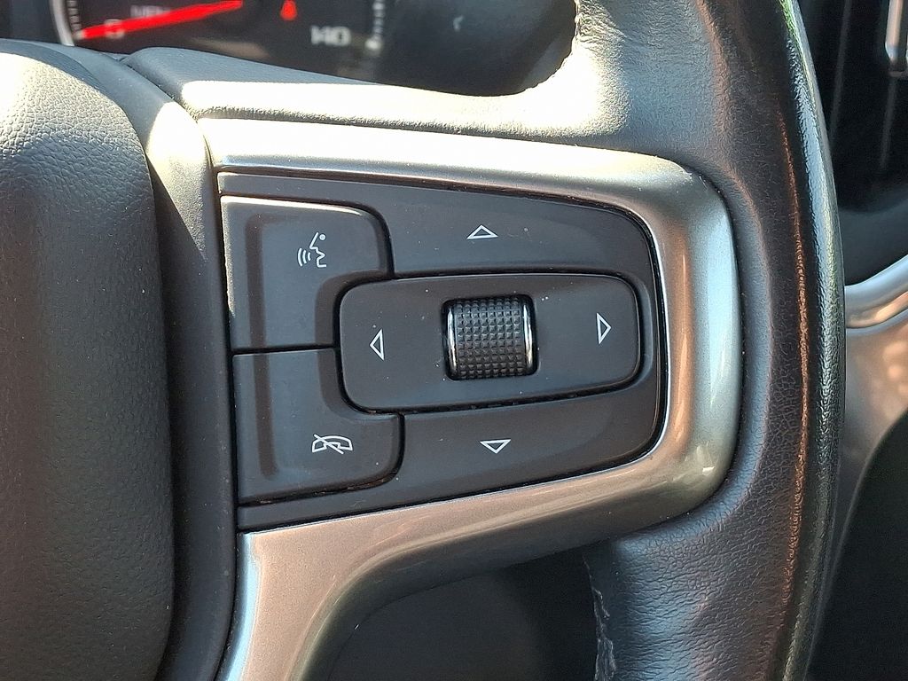 Thumbnail: 2020 Chevrolet Silverado 1500 - 22