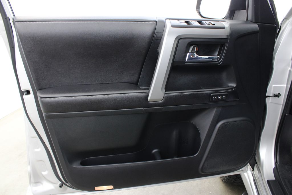 used 2016 Toyota 4Runner car, priced at $23,999