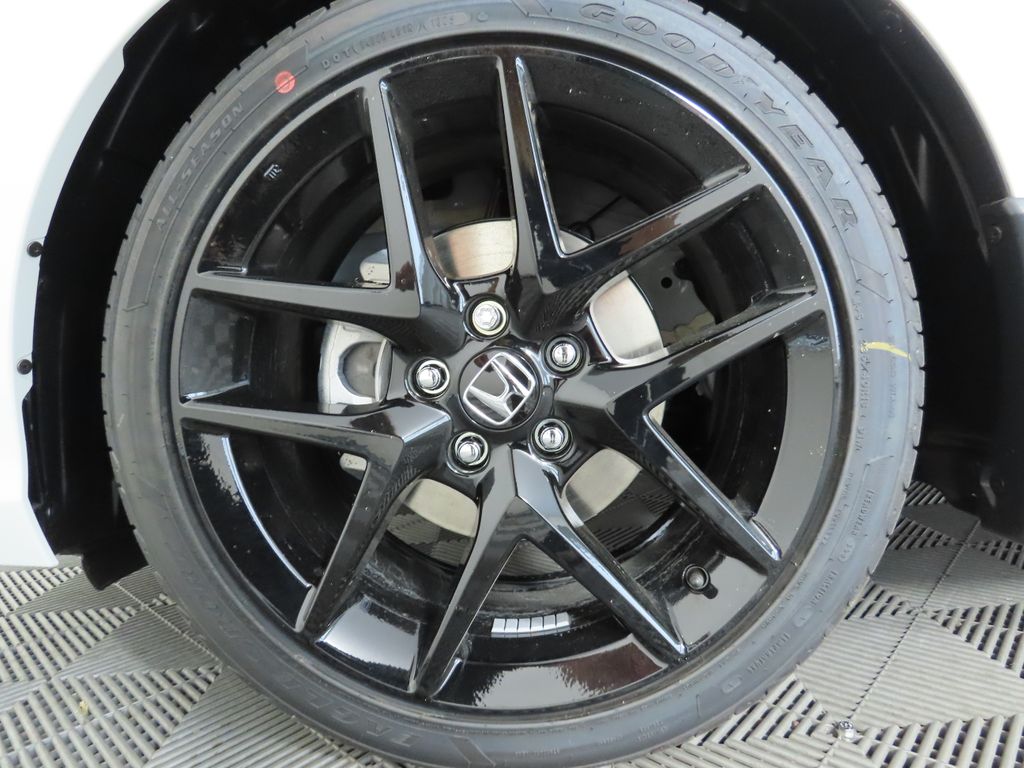 2025 Honda Civic Sport 31