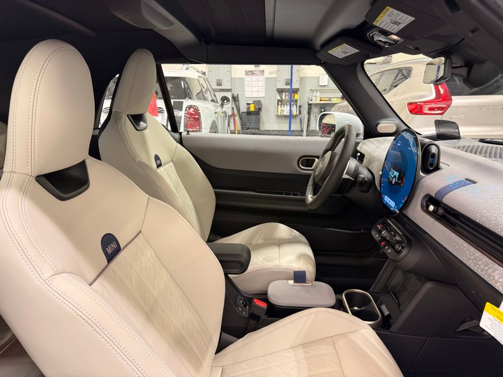 Thumbnail: 2026 MINI Cooper - 23